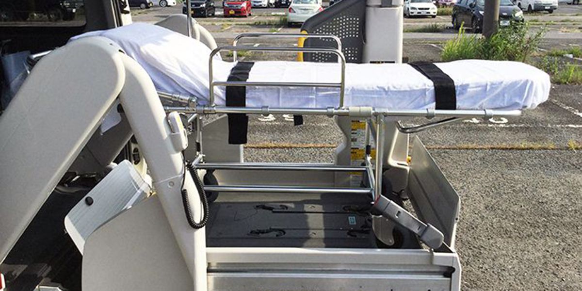 車イス・ストレッチャーのまま乗り降りできます。