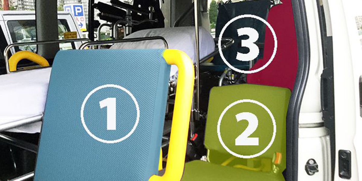 患者様のほか、ご家族など最大3名様まで同乗できます。